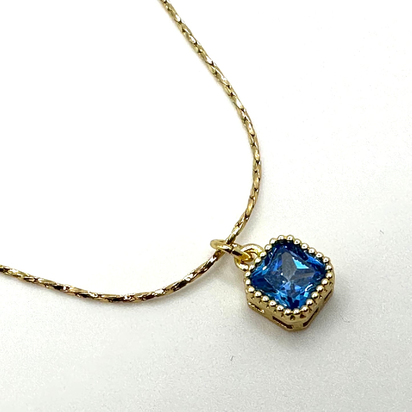 dainty gem