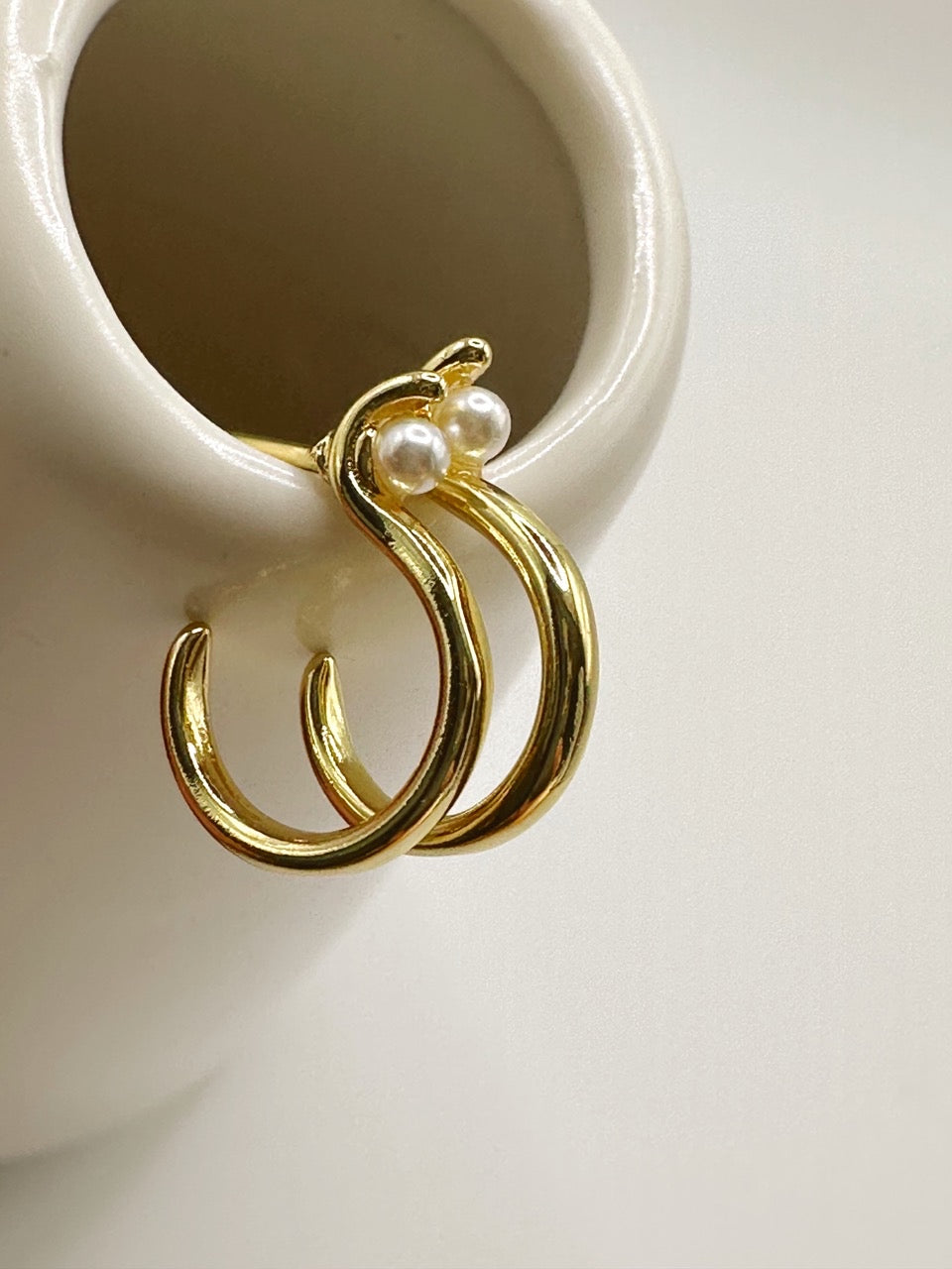 simple pearl hoop