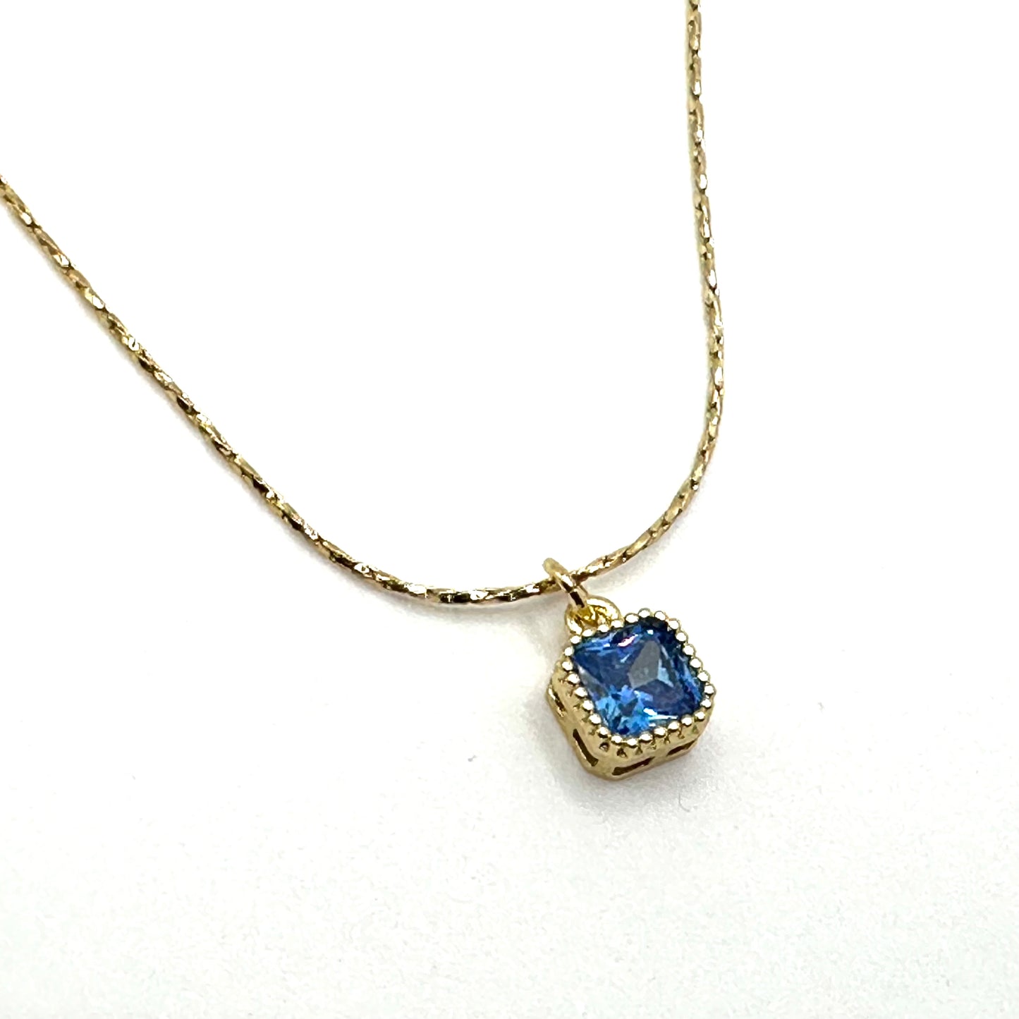 dainty gem