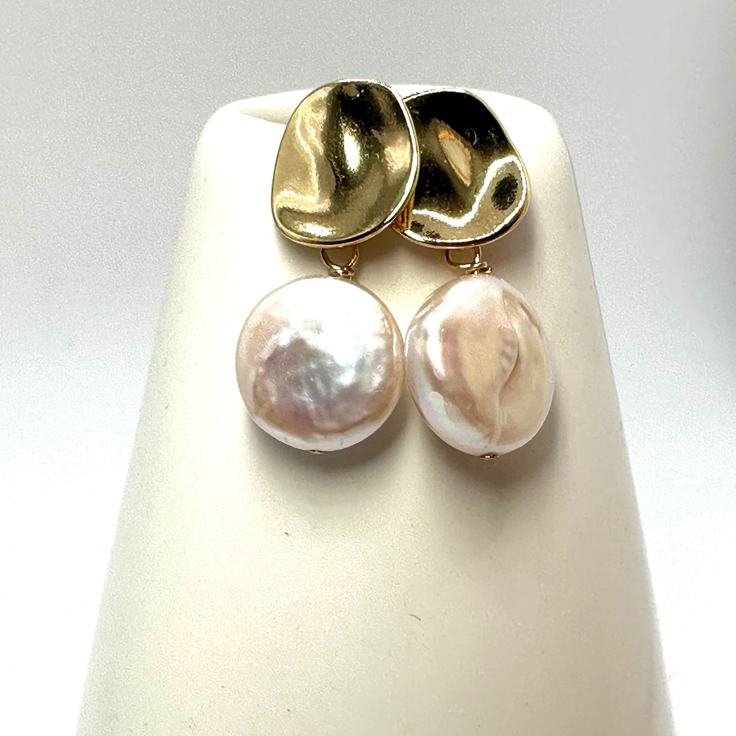 freshwater coin pearl earrings
